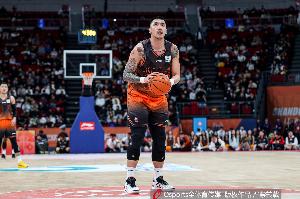 nba篮球队员一般退役多少岁